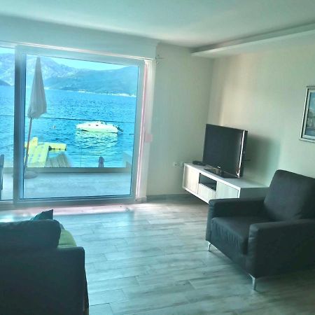 Lux Apartments Krasići Eksteriør billede